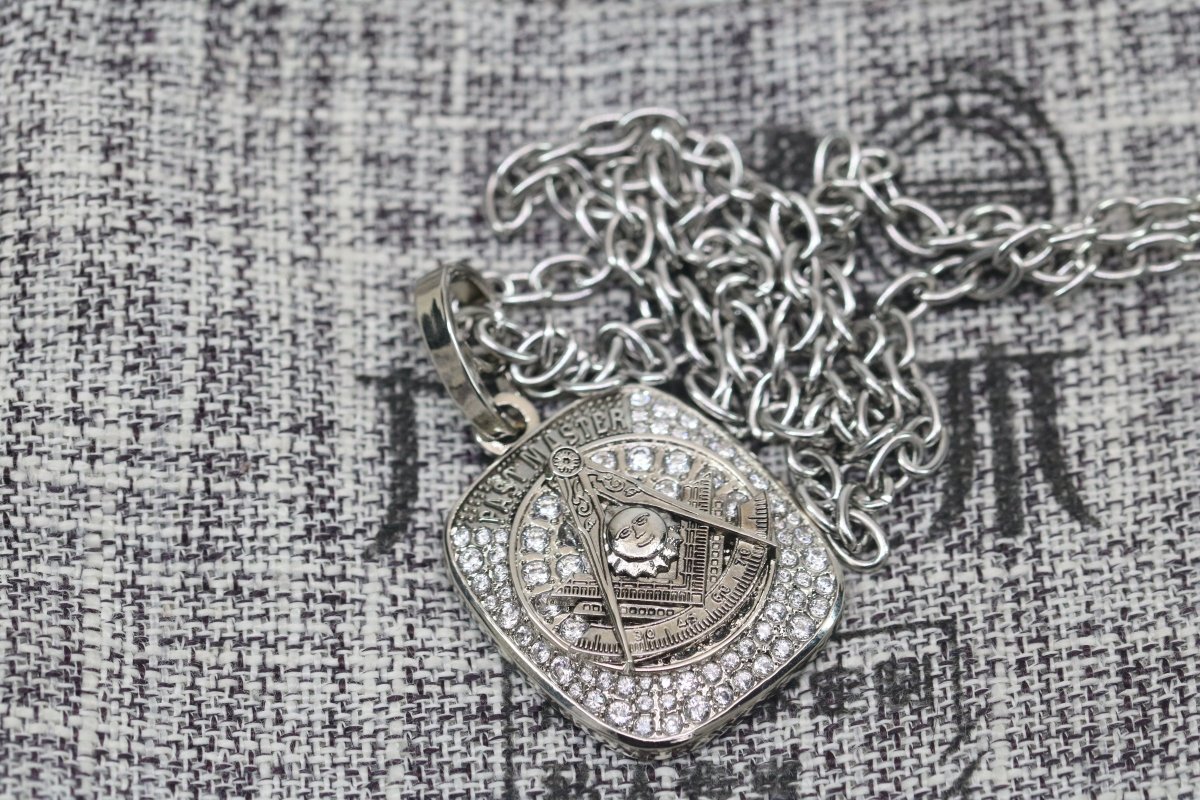 Masons Past Masters Pendant Necklace - Big Boy Series, Silver Compass - fratrings