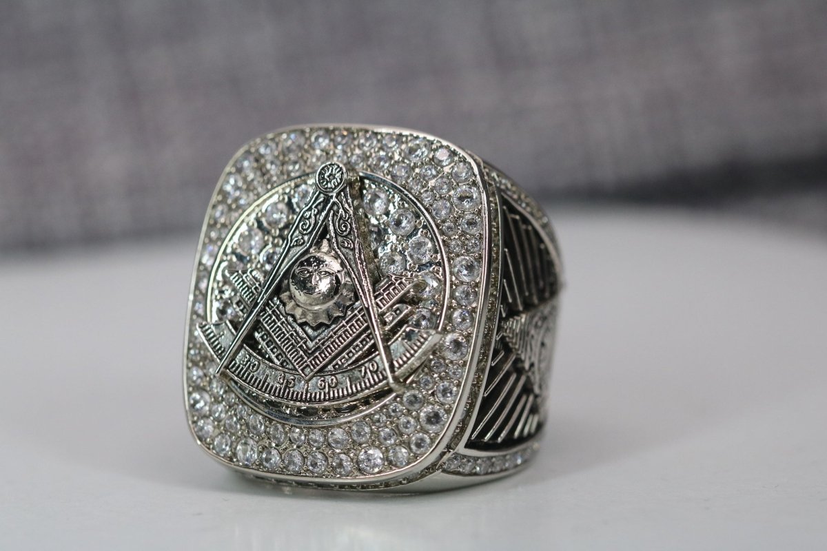 Masons Past Masters Ring (Eye Of The Providence) - Shine Series, Silver - fratrings