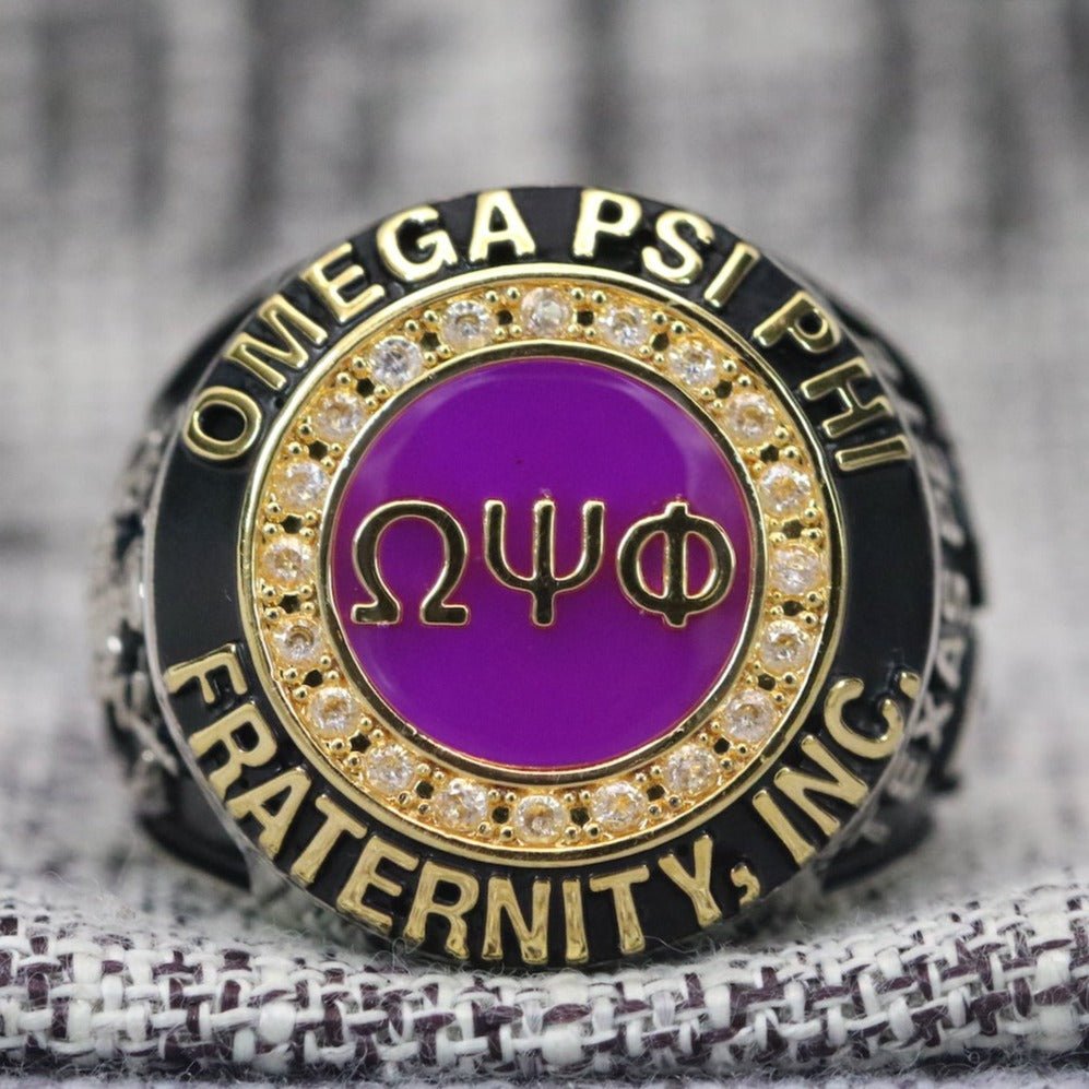 Omega Psi Phi Fraternity Ring (ΩΨΦ) - Classic Man Series, Yellow Gold Face - front view