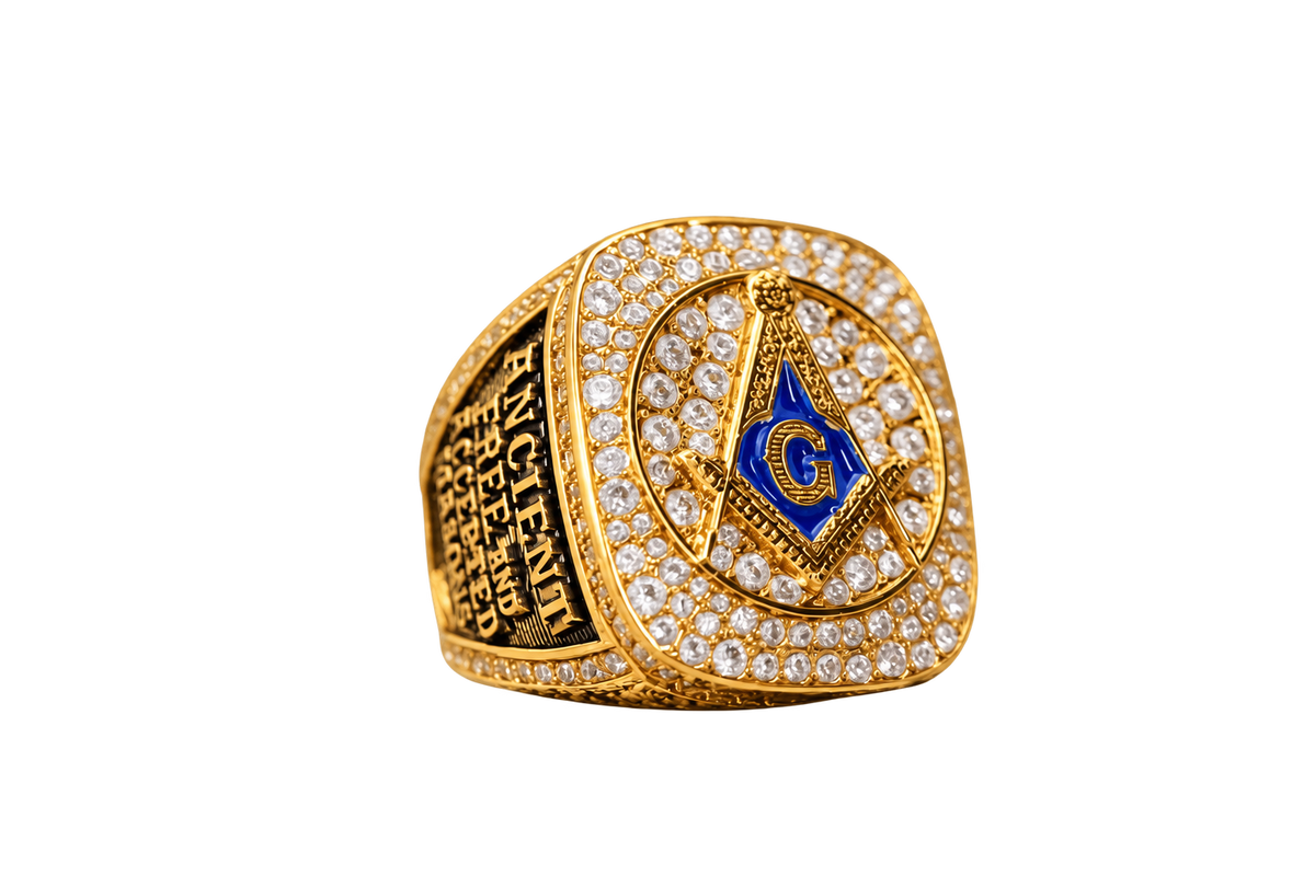 Gold-plated Blue Lodge ring — AF&AM three-quarter view