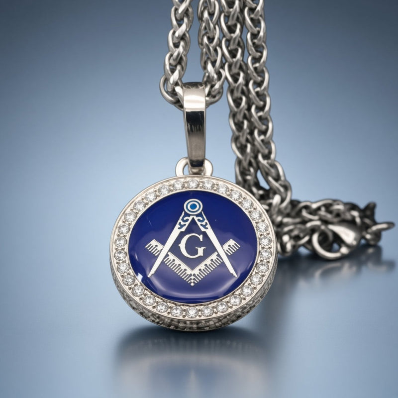Masons Pendant Necklace, Silver