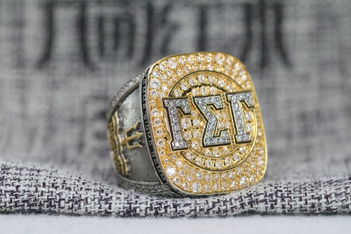 Official Gamma Sigma Gamma (ΓΣΓ) Ring, Dual Finish - fratrings
