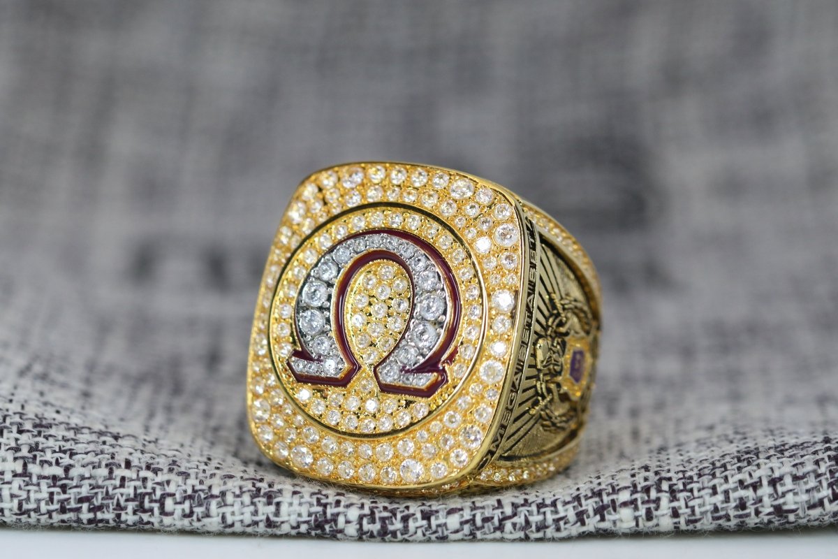 Omega Psi Phi Fraternity Ring (ΩΨΦ) - Shine Series, Gold - fratrings